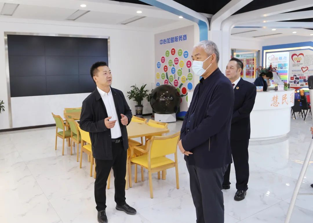 张建明检察长走访党外代表人士