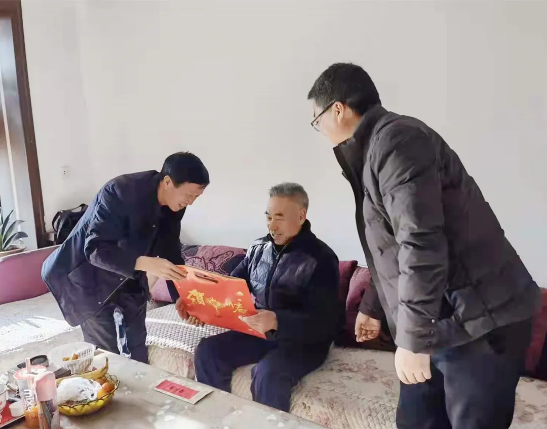 【迎新春 倡文明 送温暖】金昌市人民检察院开展志愿服务活动 走访慰问社区群众