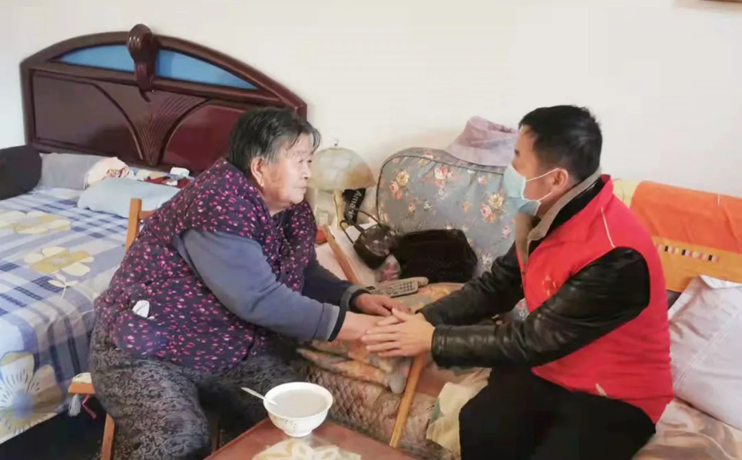 【迎新春 倡文明 送温暖】金昌市人民检察院开展志愿服务活动 走访慰问社区群众