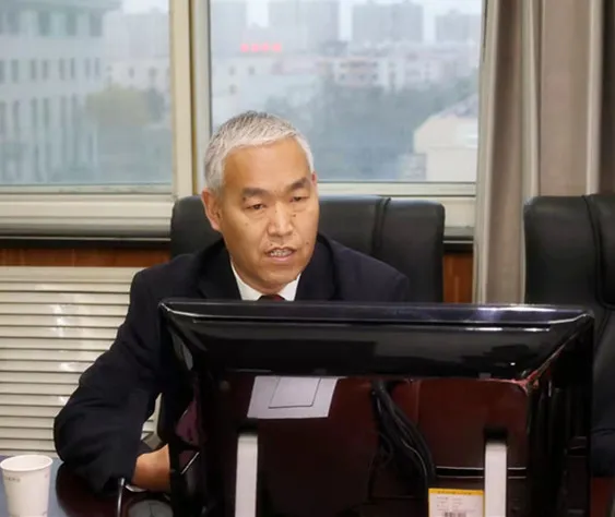 金昌市检察院代理检察长张建明依法列席市中级人民法院审委会