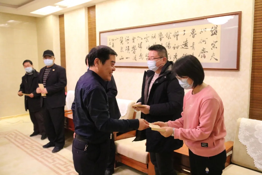 检察送温暖 腊八暖人心——金昌市检察院副检察长陶积联一行走访慰问金川区检察院干警职工